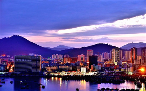 柒聚馆餐厅环境（柒聚馆餐厅环境分析）